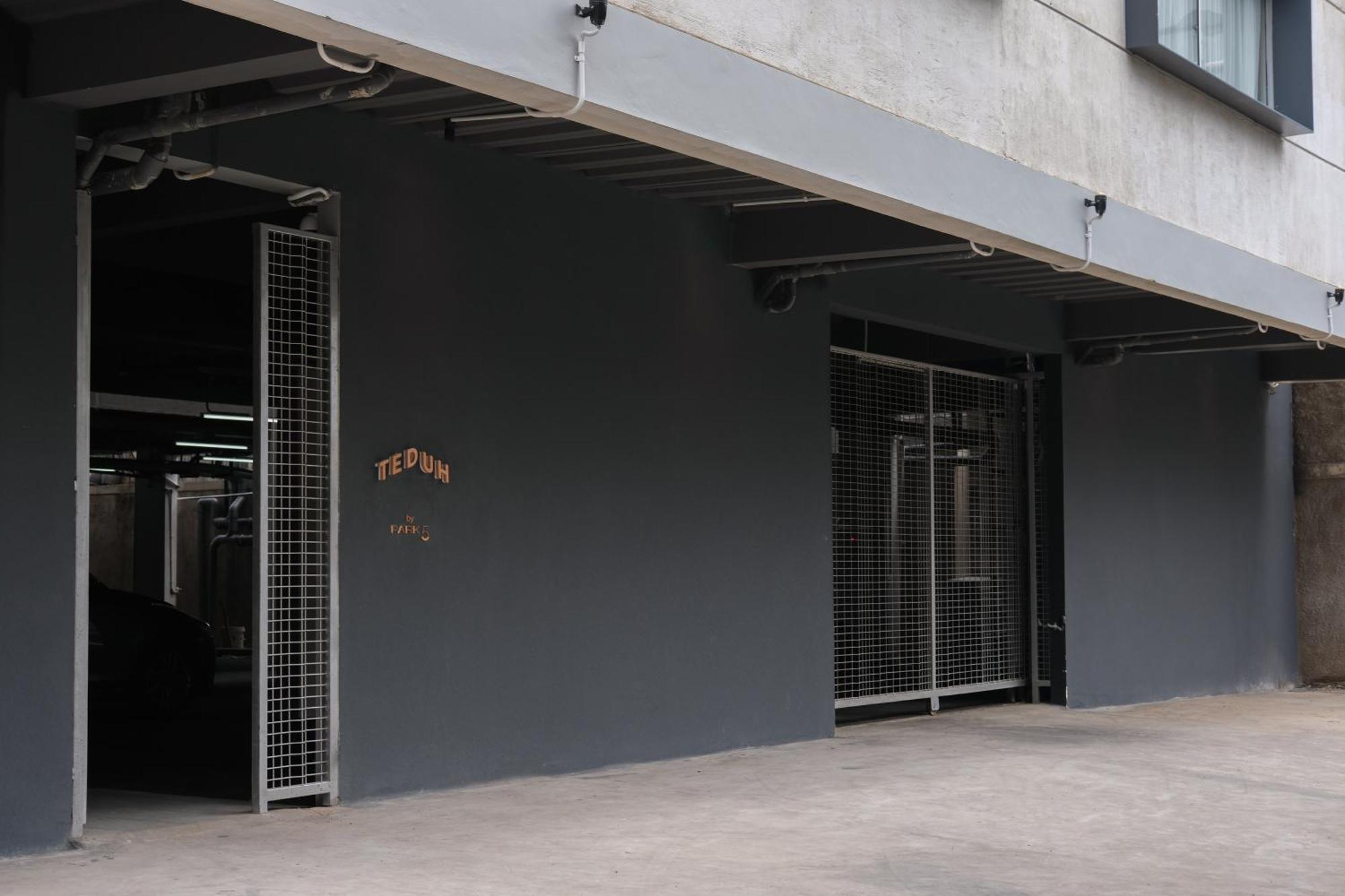Teduh Simatupang Hotel Jakarta Buitenkant foto