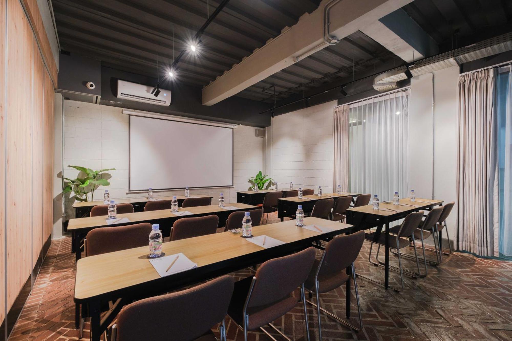Teduh Simatupang Hotel Jakarta Buitenkant foto