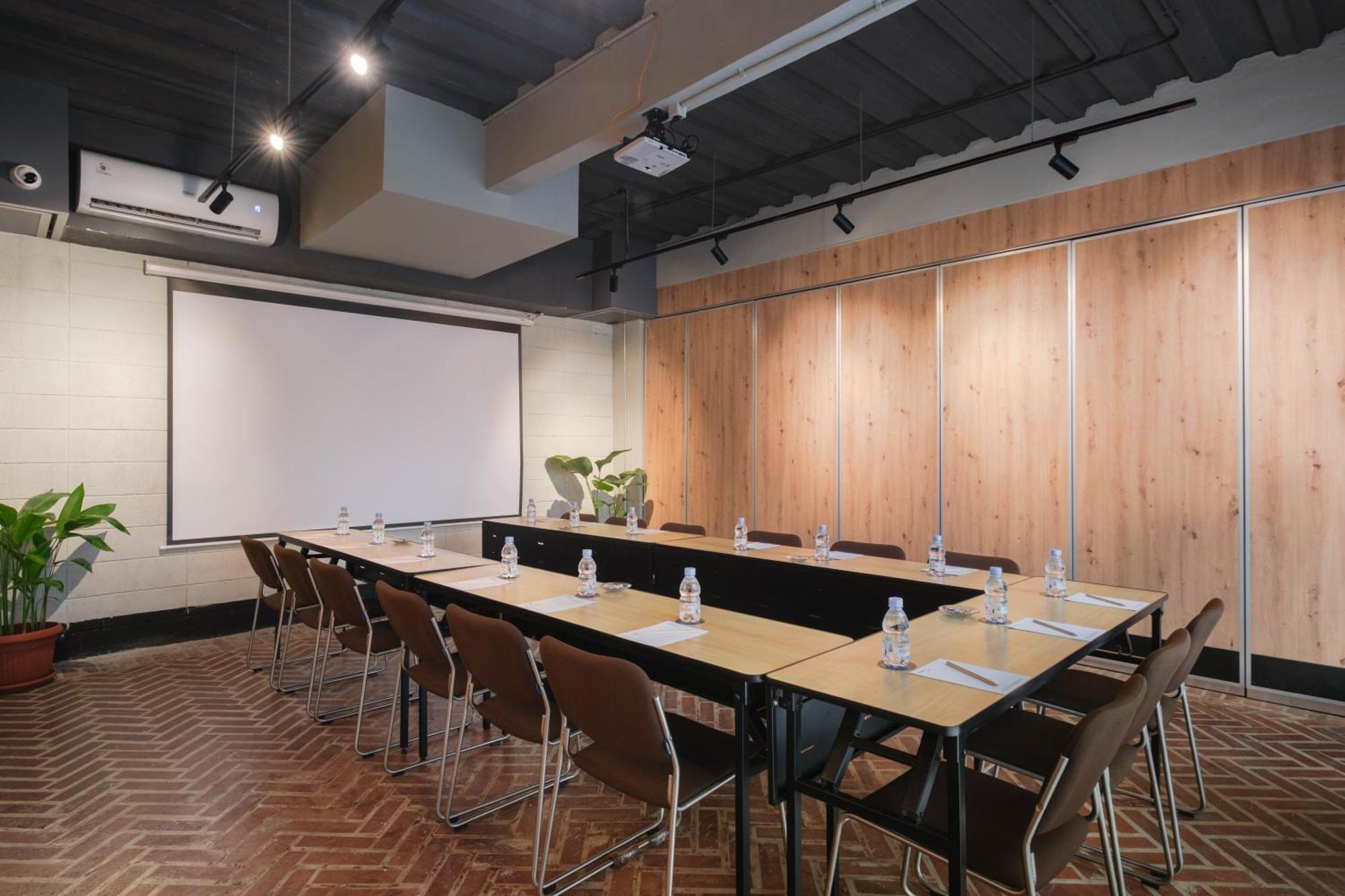Teduh Simatupang Hotel Jakarta Buitenkant foto