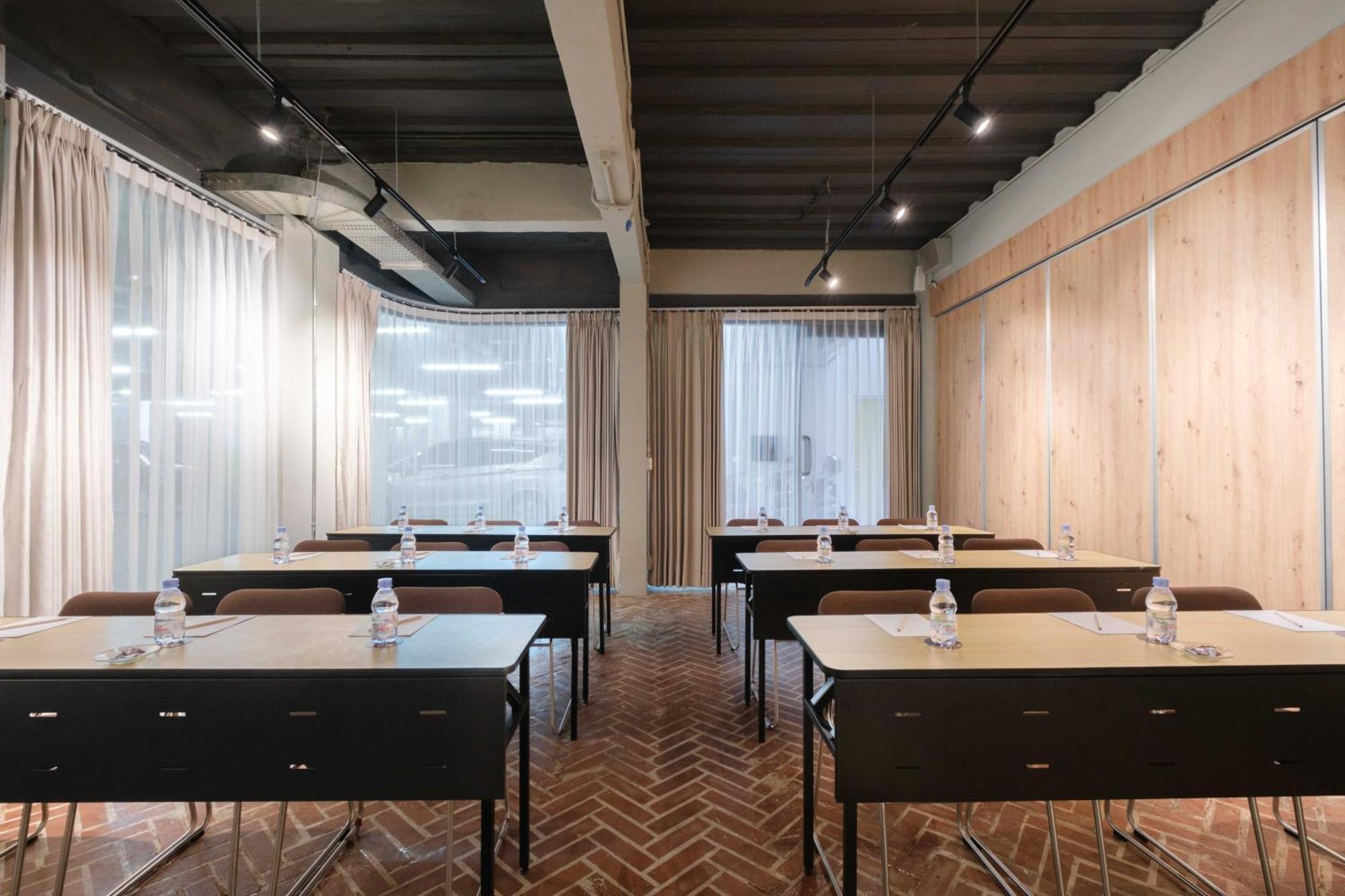 Teduh Simatupang Hotel Jakarta Buitenkant foto