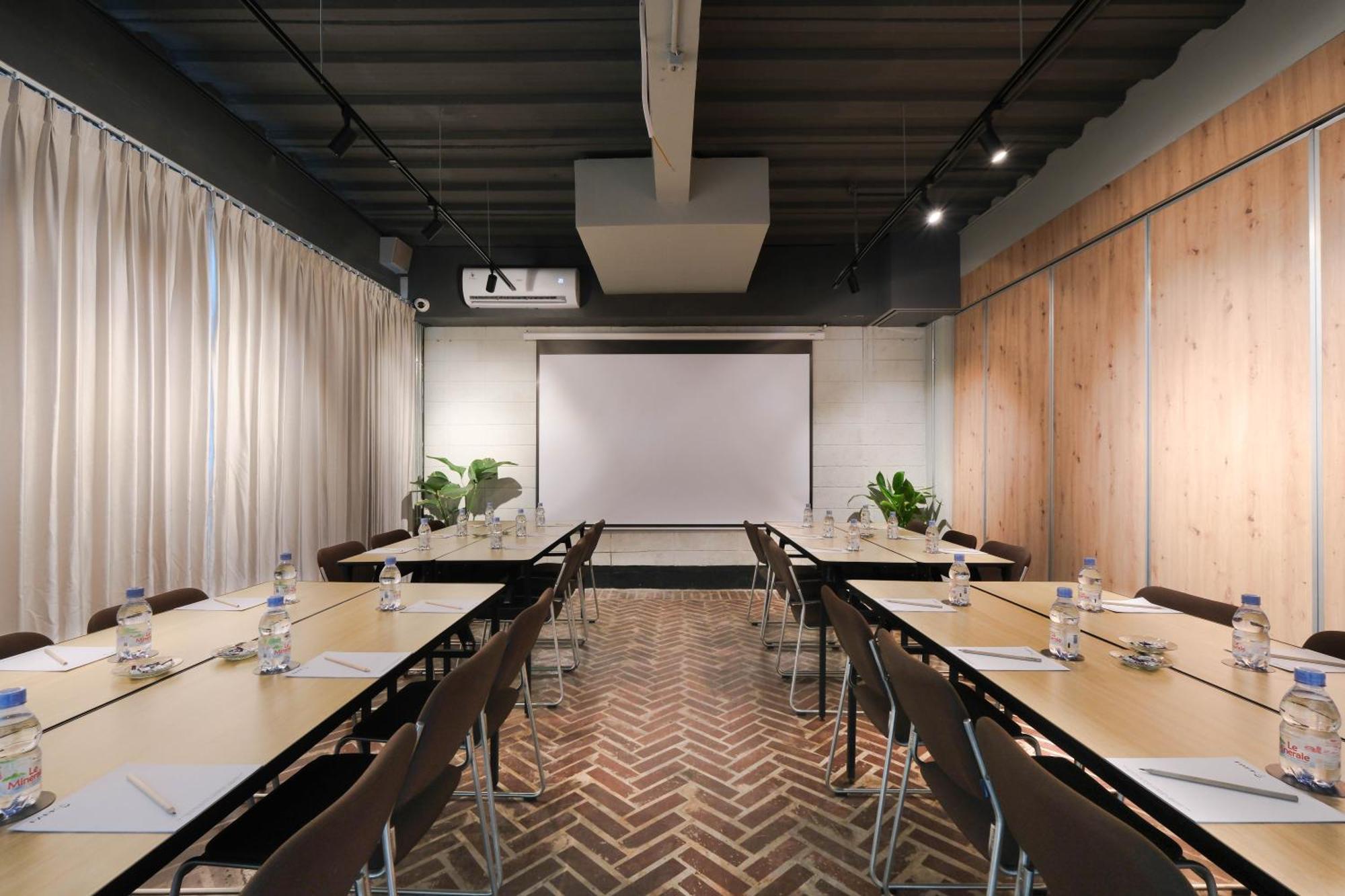 Teduh Simatupang Hotel Jakarta Buitenkant foto